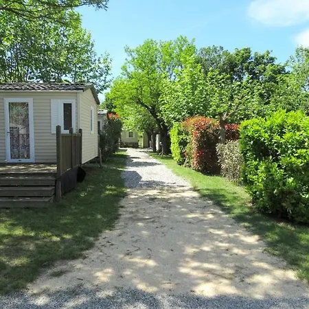 Camping International Camping Pradons